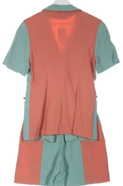 Kostüm                            Größe                38