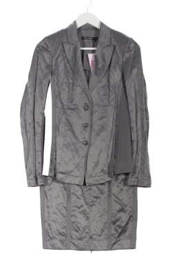 Kostüm                            Größe                34