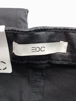 Kunstlederhose                            Größe                38