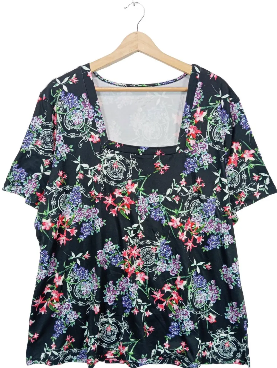 Kurzarm-Bluse Größe 48