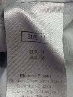 Kurzarm-Bluse Größe 34