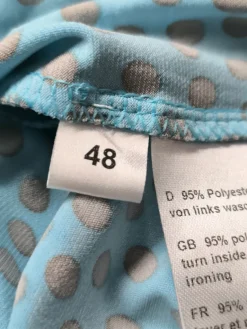 Kurzarm-Bluse                            Größe                48