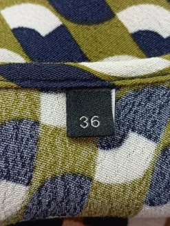 Kurzarm-Bluse Größe 36