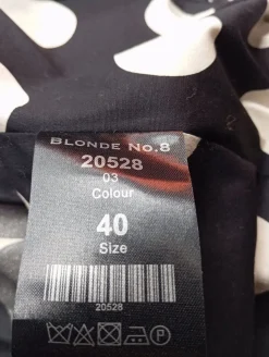 Kurz-Blazer                            Größe                40