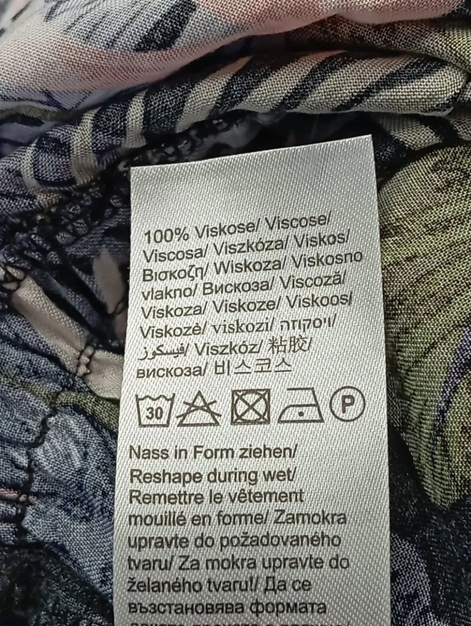 Kurzer Jumpsuit Größe 38