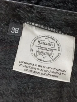 Ledermantel                            Größe                38