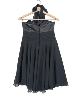 Neckholderkleid                            Größe                38