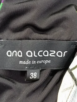 Neckholderkleid                            Größe                38