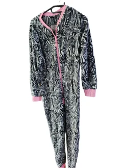 Pyjama                            Größe                38