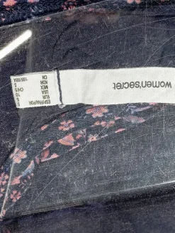 Pyjama                            Größe                36