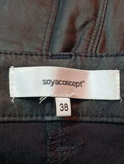 Röhrenhose                            Größe                38