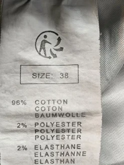 Röhrenjeans Größe 38