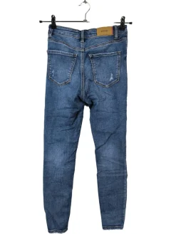Röhrenjeans                            Größe                36