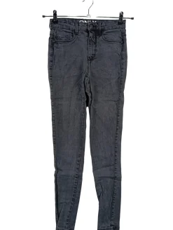 Röhrenjeans                            Größe                32