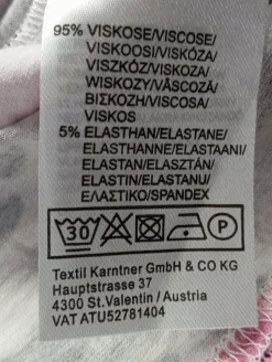 Schlupf-Bluse                            Größe                44