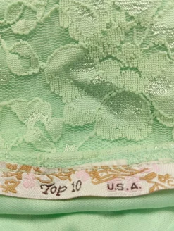 Spitzenbluse                            Größe                34