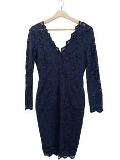 Spitzenkleid                            Größe                36