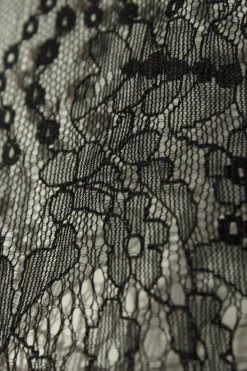 Spitzentop Größe 38