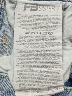 Straight-Leg Jeans                            Größe                36