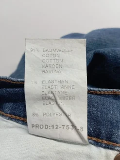 Straight-Leg Jeans                            Größe                38