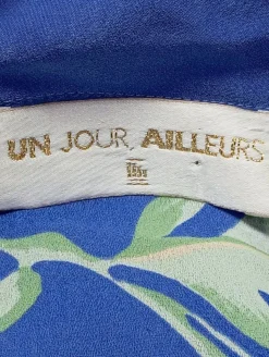 Strandbekleidung                            Größe                48