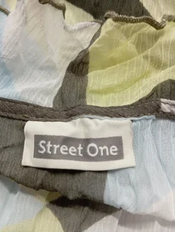 Strandbekleidung                            Größe                42