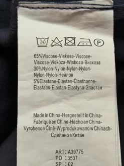 Strickkleid                            Größe                48