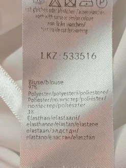 Trachtenbluse                            Größe                36