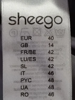 Wintermantel                            Größe                40