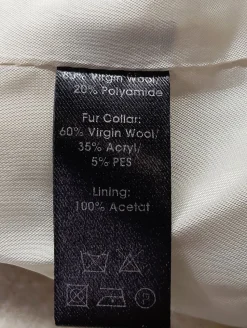 Wollmantel                            Größe                34